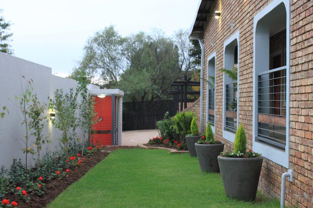 Yalla Yalla Boutique Hotel Witbank Kültér fotó